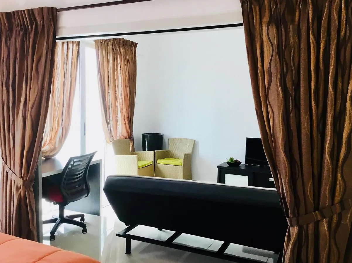 Rebung Homestay @Tropez Residence Johor Bahru 0*,  Malezja