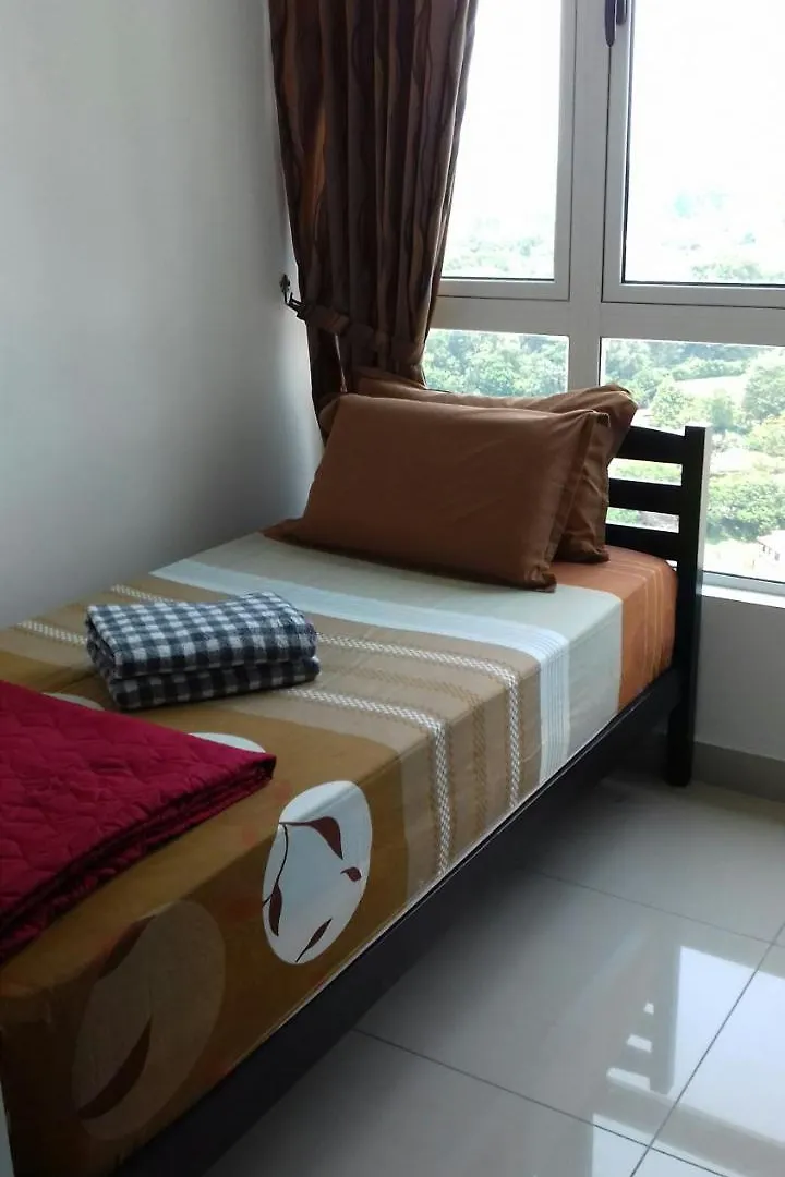 Rebung Homestay @Tropez Residence Johor Bahru Apartament